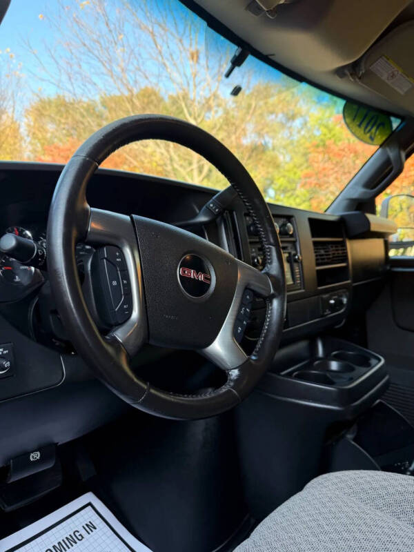 2017 GMC Savana 3500