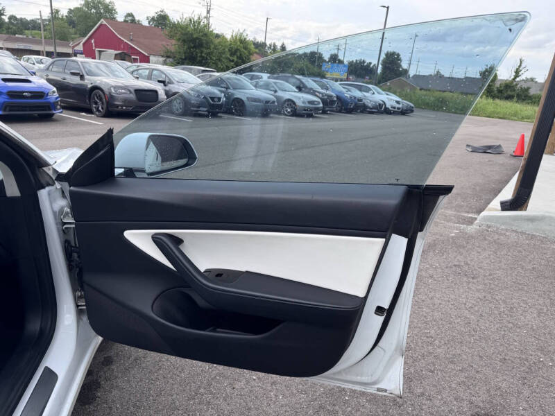 2020 Tesla Model 3 Standard Range Plus