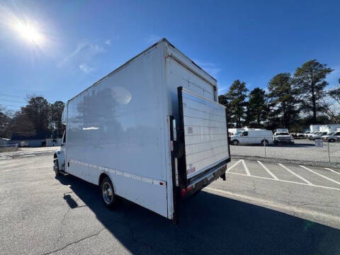 2008 Freightliner M2 106