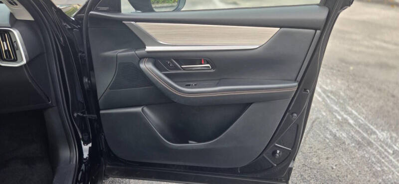 2024 Mazda CX-90 Plug-in Hybrid Premium