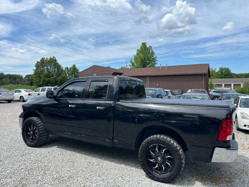 2017 RAM 1500 SLT