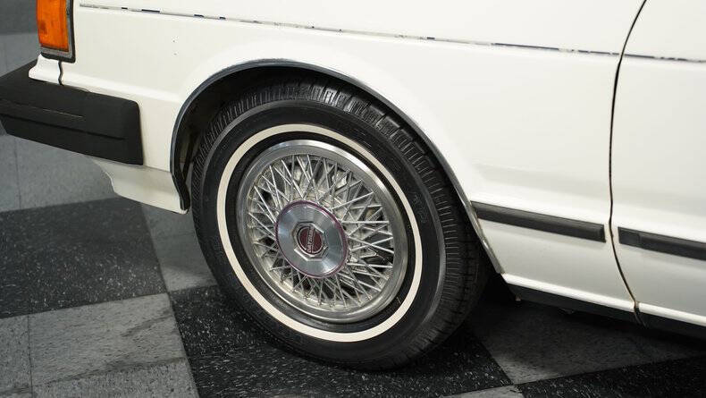 1982 Datsun Maxima GL