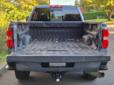 2016 GMC Sierra 2500HD Denali