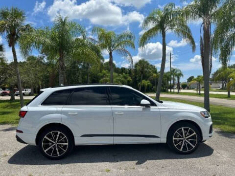 2023 Audi Q7 Premium Plus