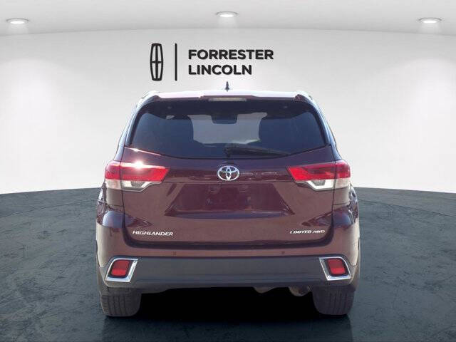 2017 Toyota Highlander