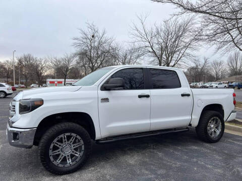 2014 Toyota Tundra for sale at IMOTORS in Overland Park KS