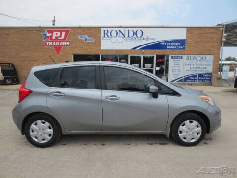 2015 Nissan Versa Note for sale at Rondo Truck & Trailer in Sycamore IL