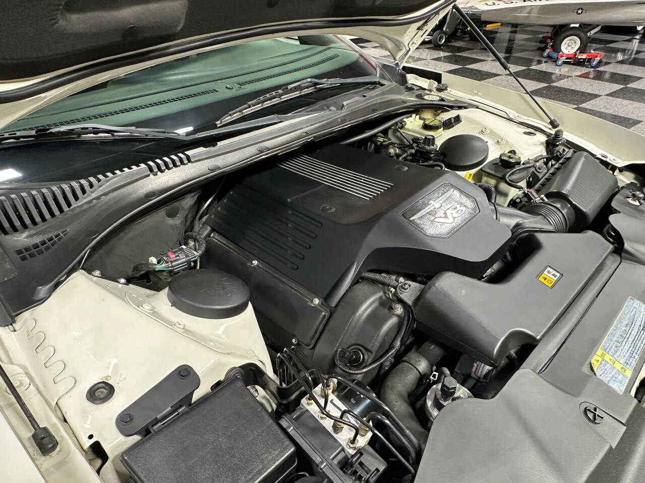 2003 Ford Thunderbird 54