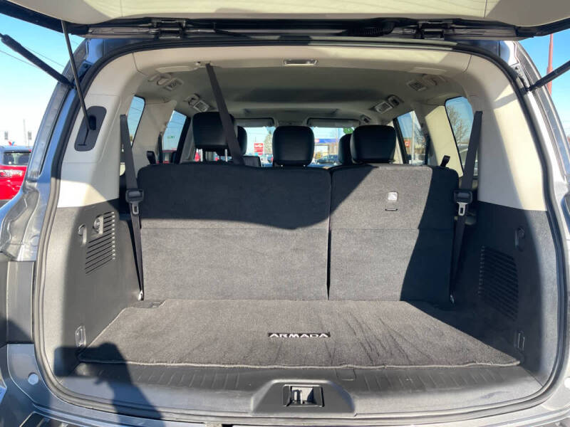 2024 Nissan Armada SL