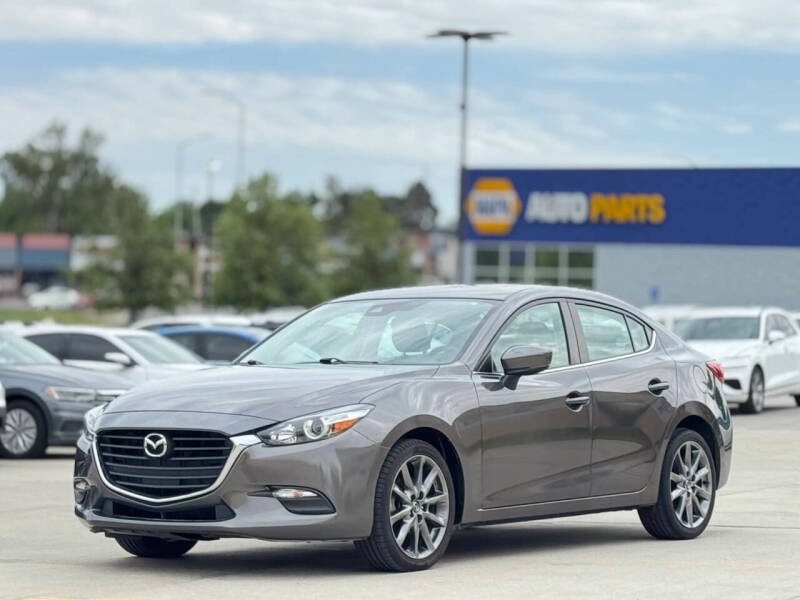 2018 Mazda MAZDA3 Touring