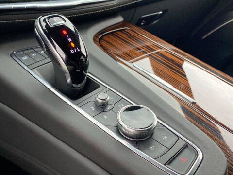 2023 Cadillac Escalade ESV Luxury