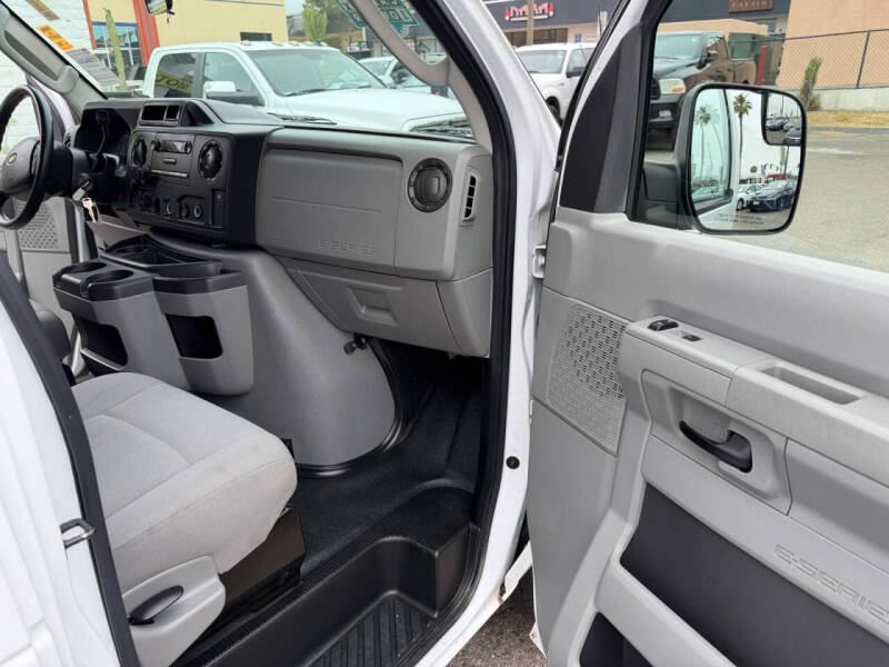 2013 Ford E-Series E-150