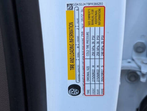 2023 GMC Yukon XL Denali