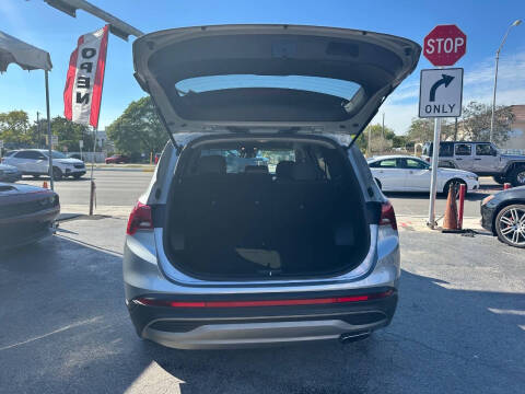 2021 Hyundai Santa Fe SE