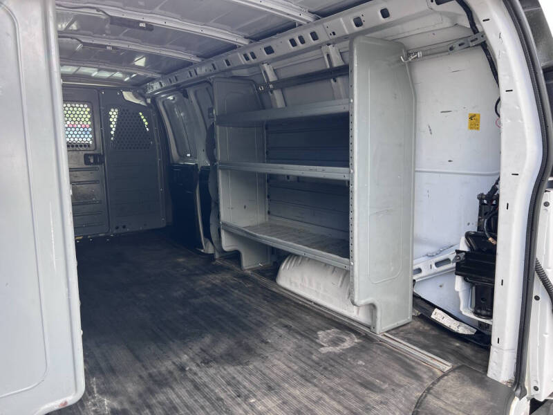 2018 GMC Savana 2500