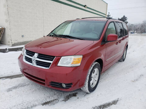 2009 Dodge Grand Caravan for sale at Auto Choice in Belton MO