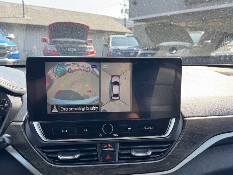 2023 Nissan Altima 2.5 SL