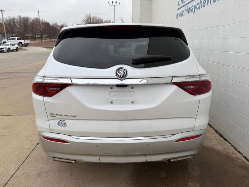 2023 Buick Enclave Premium