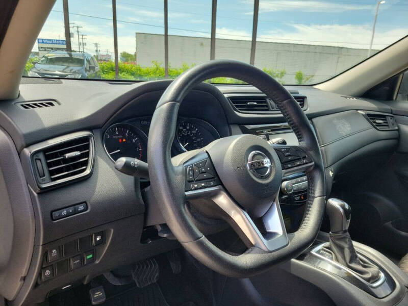2020 Nissan Rogue