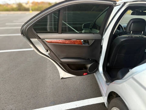 2011 Mercedes-Benz C-Class