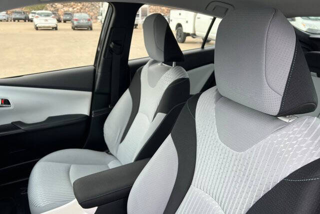 2017 Toyota Prius Three