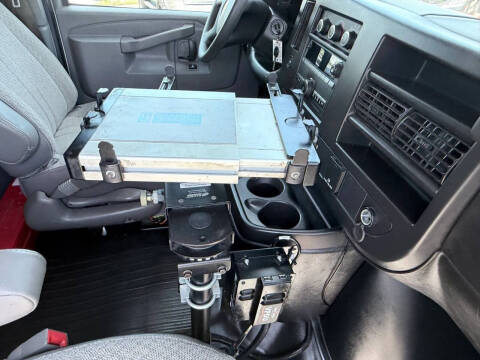 2021 Chevrolet Express 2500