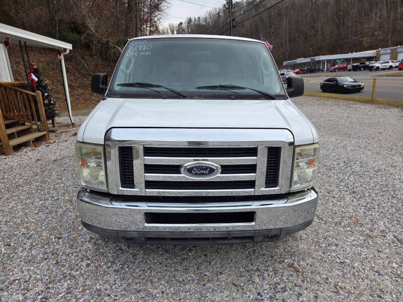 2010 Ford E-Series E-350 SD XLT