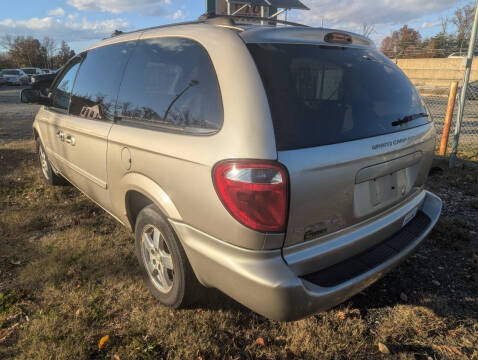 2005 Dodge Grand Caravan SXT