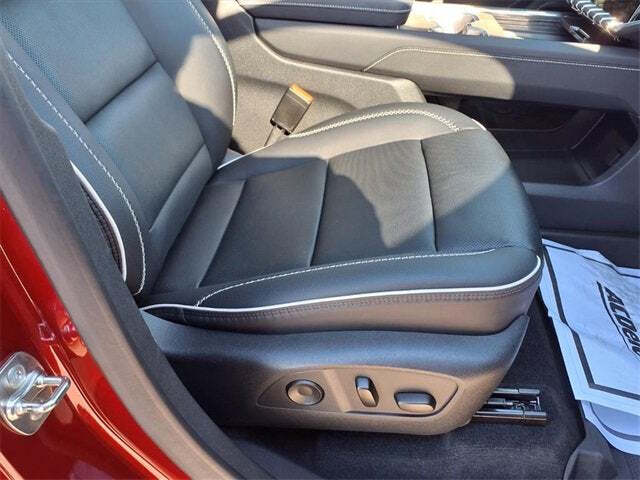 2024 GMC Acadia Denali