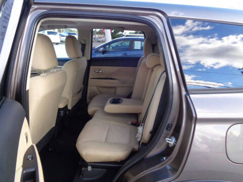 2017 Mitsubishi Outlander SE