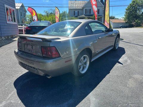 2002 Ford Mustang GT Deluxe