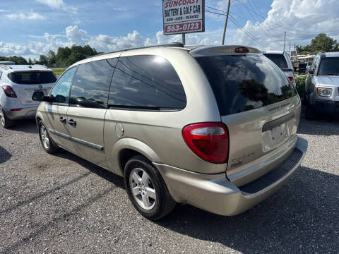 2005 Dodge Grand Caravan SE
