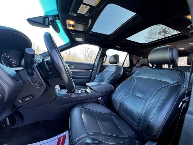2017 Ford Explorer Platinum
