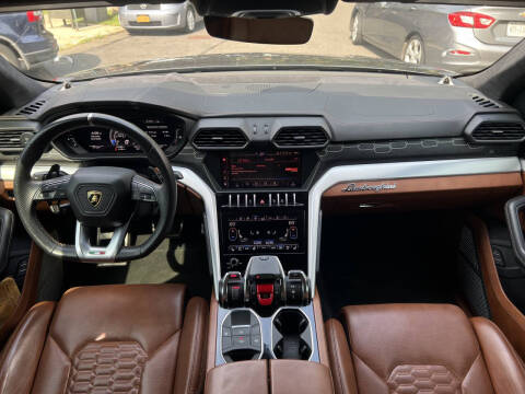 2019 Lamborghini Urus
