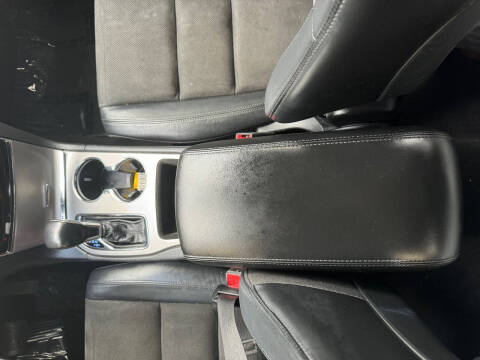 2020 Jeep Grand Cherokee Laredo E