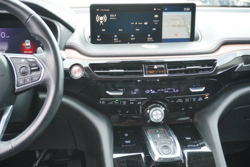 2022 Acura MDX w/Tech