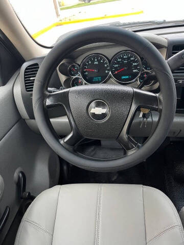 2009 Chevrolet Silverado 2500HD Work Truck