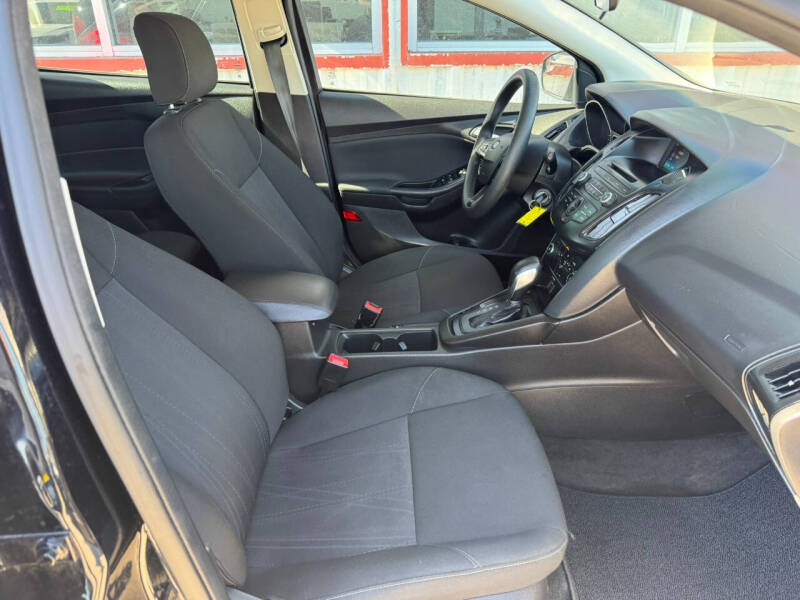 2017 Ford Focus SE