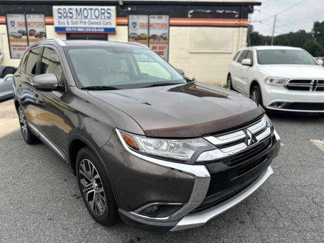 2018 Mitsubishi Outlander for sale at S & S Motors in Marietta, GA