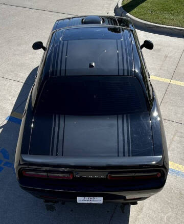 2016 Dodge Challenger R/T Shaker