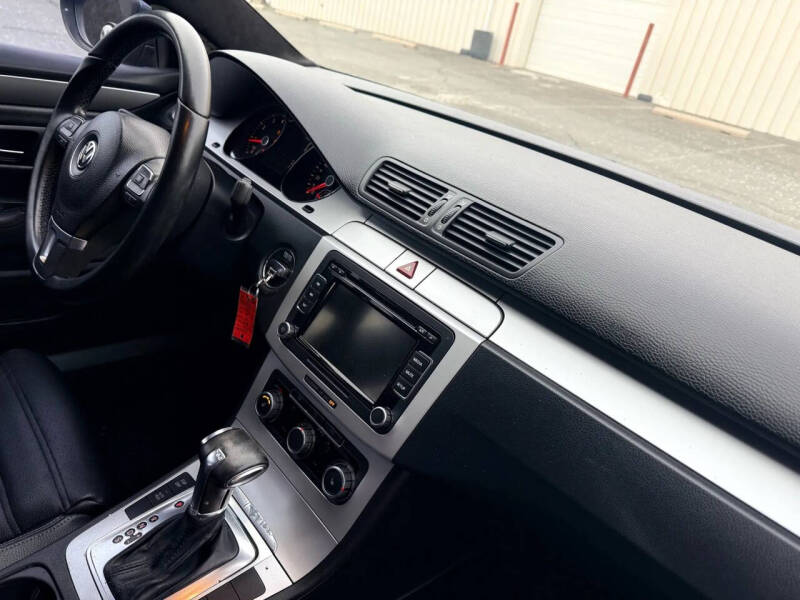 2010 Volkswagen CC Sport