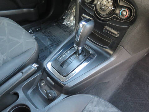 2013 Ford Fiesta SE