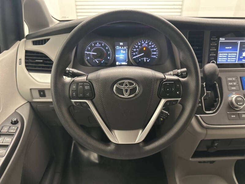 2020 Toyota Sienna L 7-Passenger