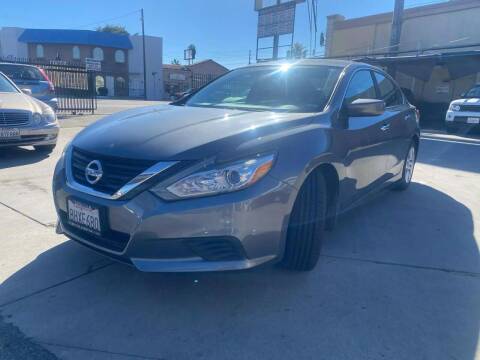 2018 Nissan Altima for sale at Hunter's Auto Inc in North Hollywood CA