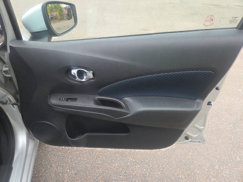 2015 Nissan Versa Note SV