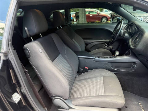2019 Dodge Challenger SXT