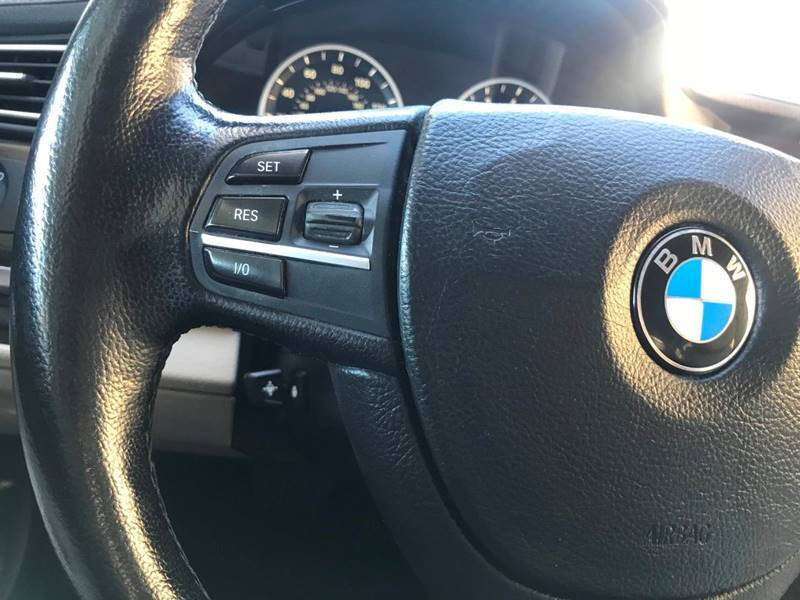 2011 BMW 7 Series 750Li xDrive