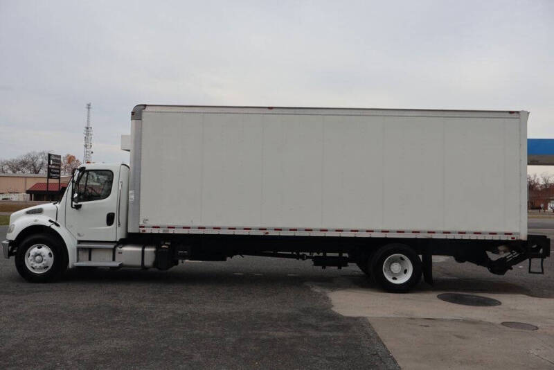 2016 Freightliner M2 106