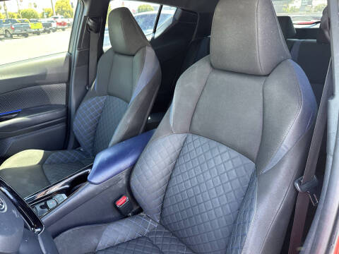 2021 Toyota C-HR XLE