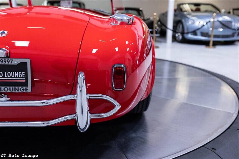 1965 Shelby Cobra 32